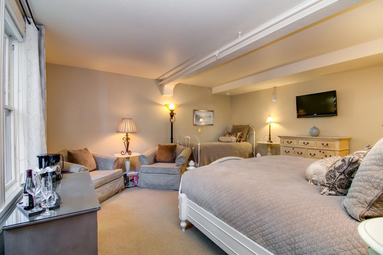 Winchester Inn アシュランド エクステリア 写真